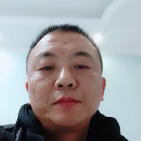 7523的照片