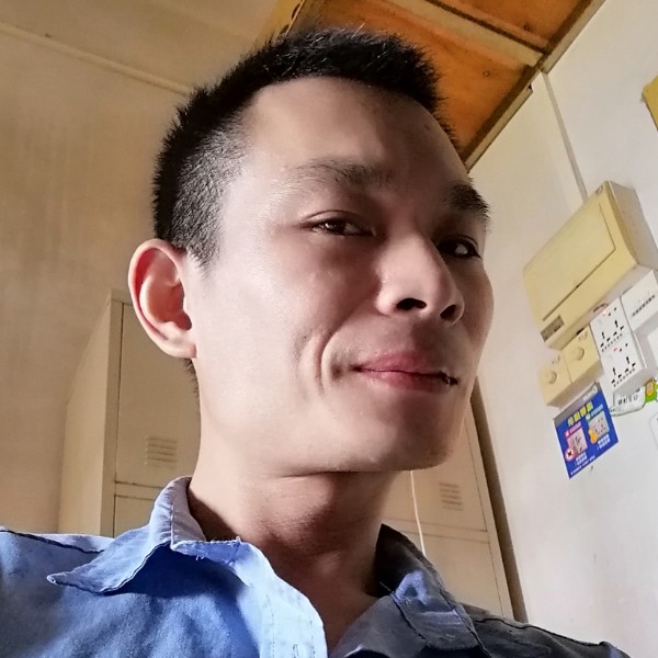 韩家盛的照片
