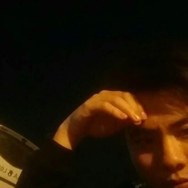 泪雨停止英俊的照片