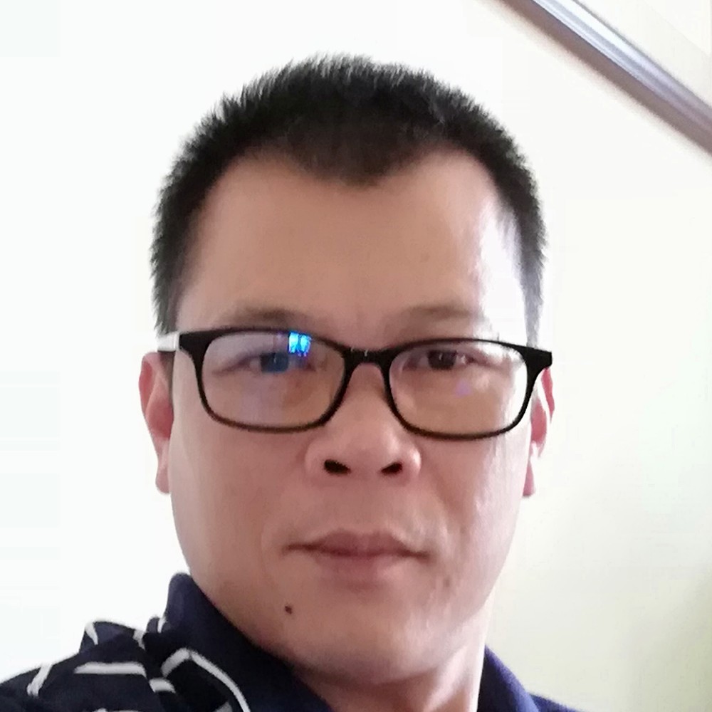 怕孤独迎红尘的照片