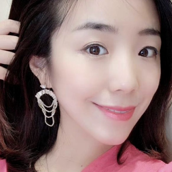 笑点低請沧澜的照片