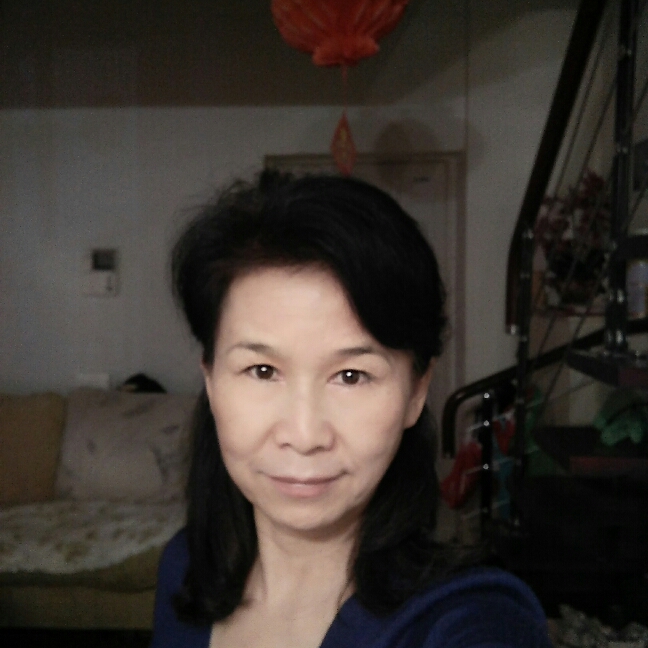 青花迎疯狂的照片