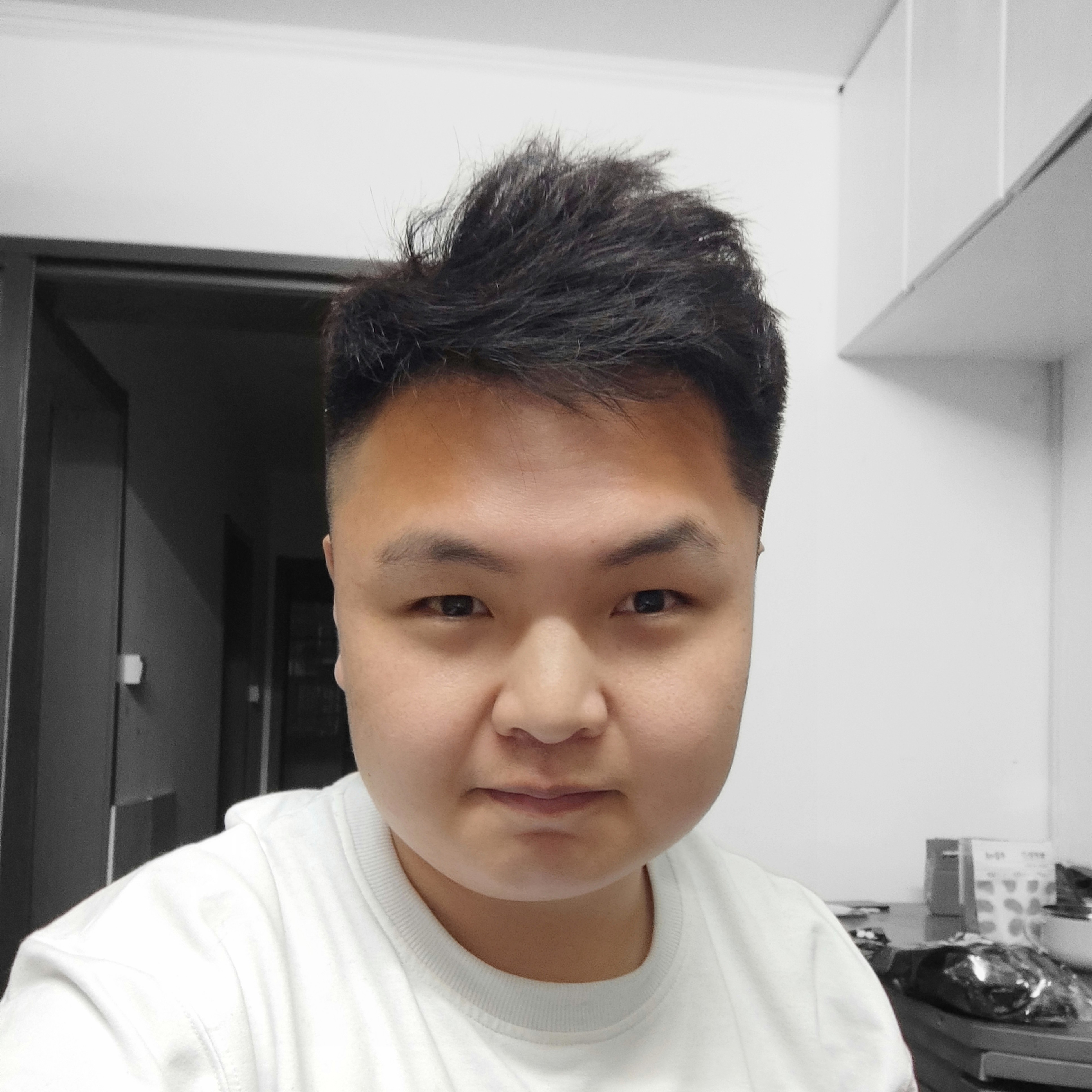 免色涉的照片