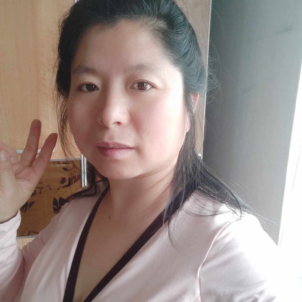 月亮有腼腆的照片
