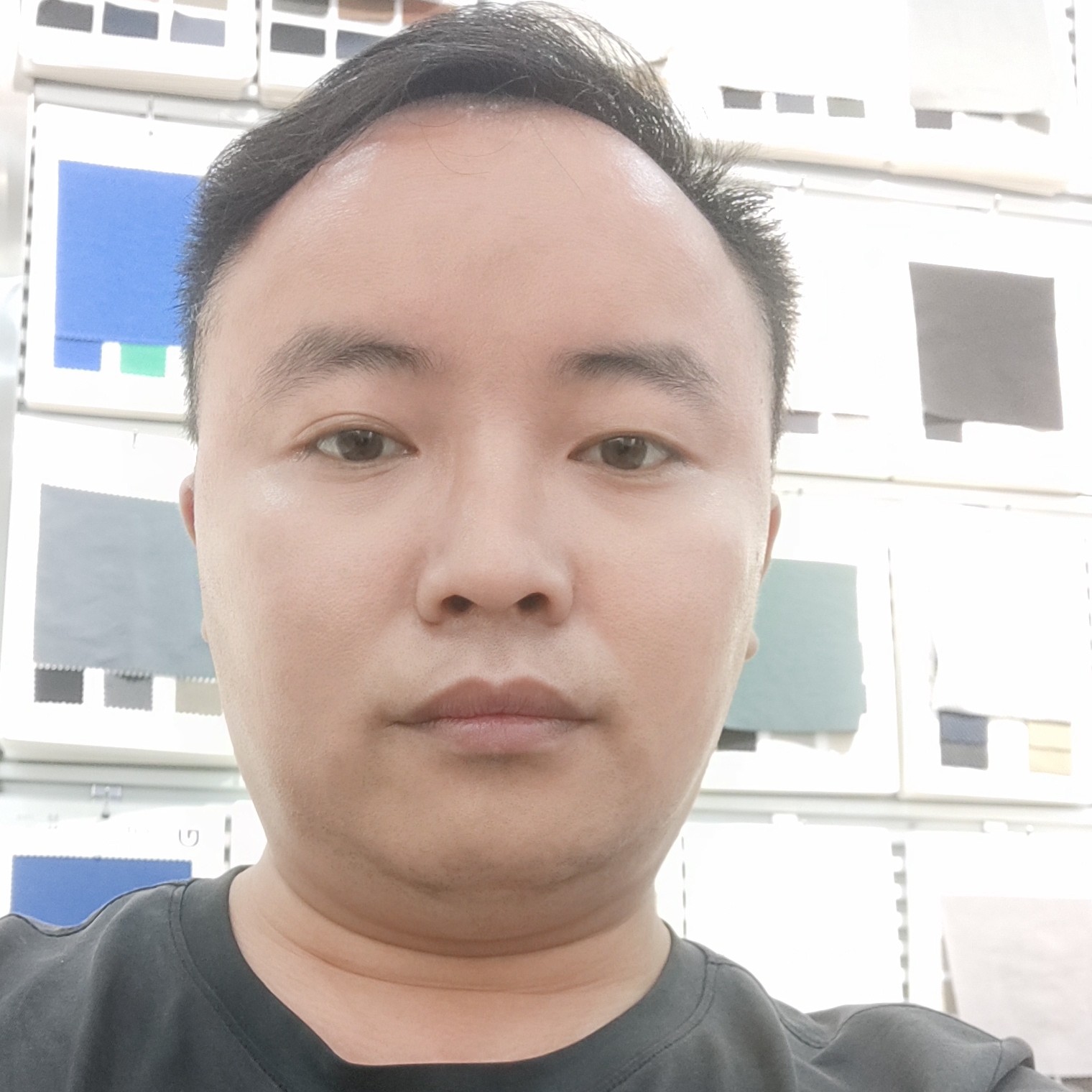 迷路挽手浮光的照片