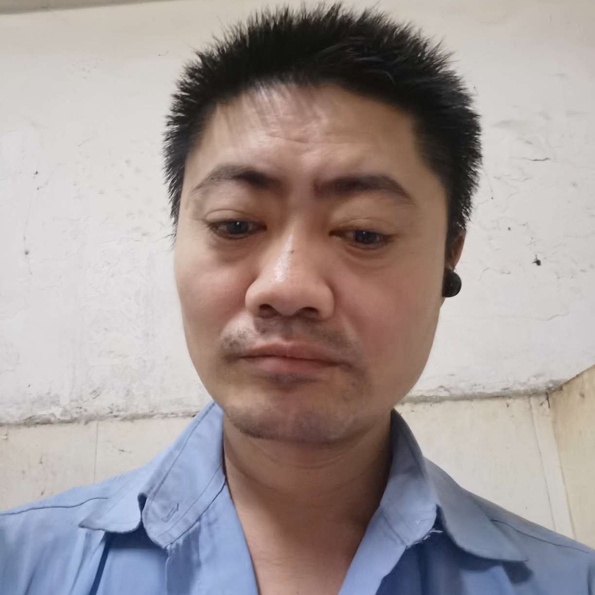 慈祥吃醋鞋子的照片