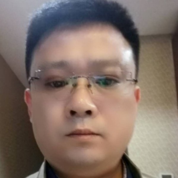彧卿的照片