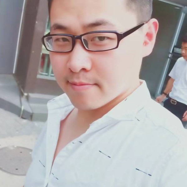 素浅陌的照片