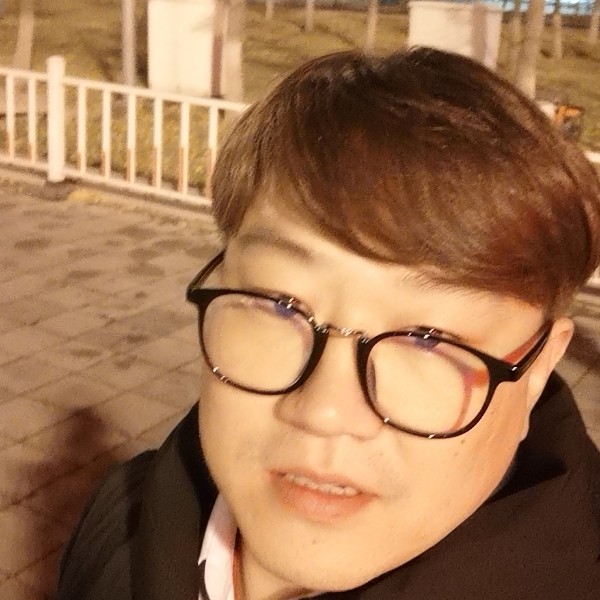 惹凡尘的照片