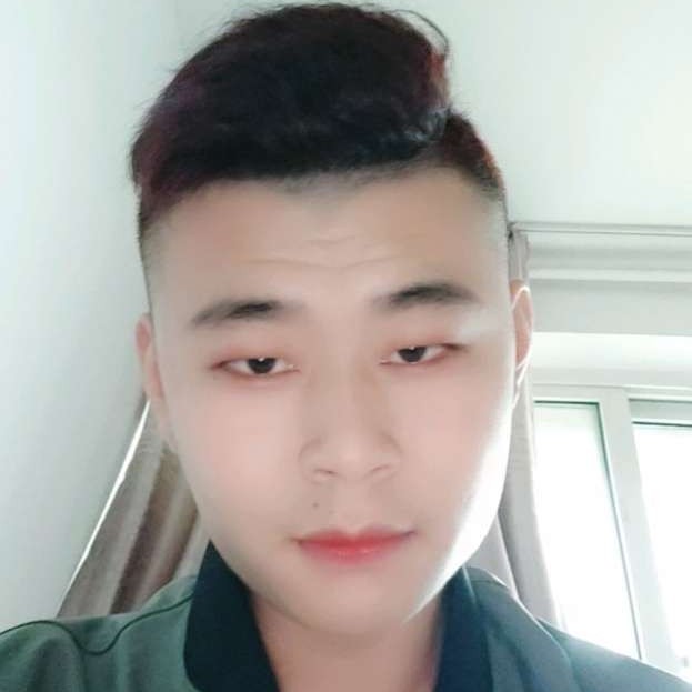 水影笑无情的照片