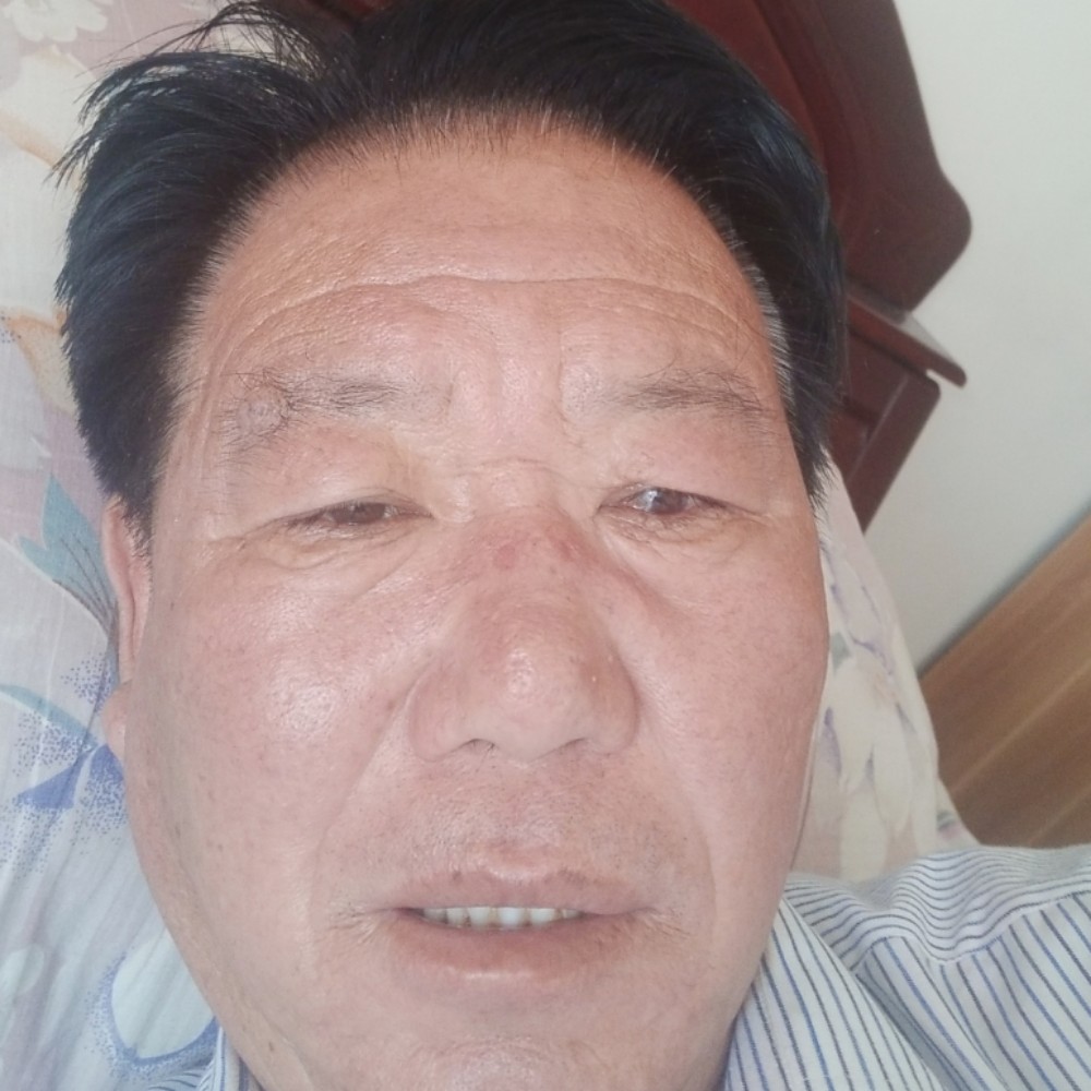 快乐男子汉的照片