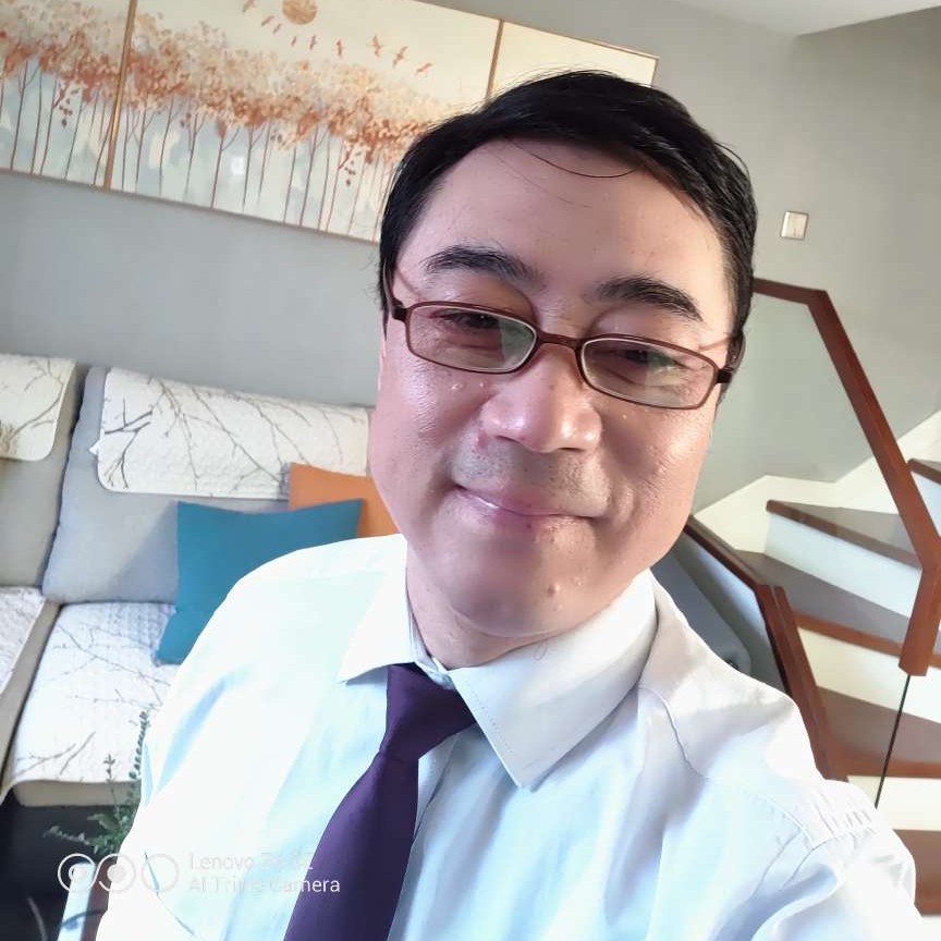 清秀用钥匙的照片