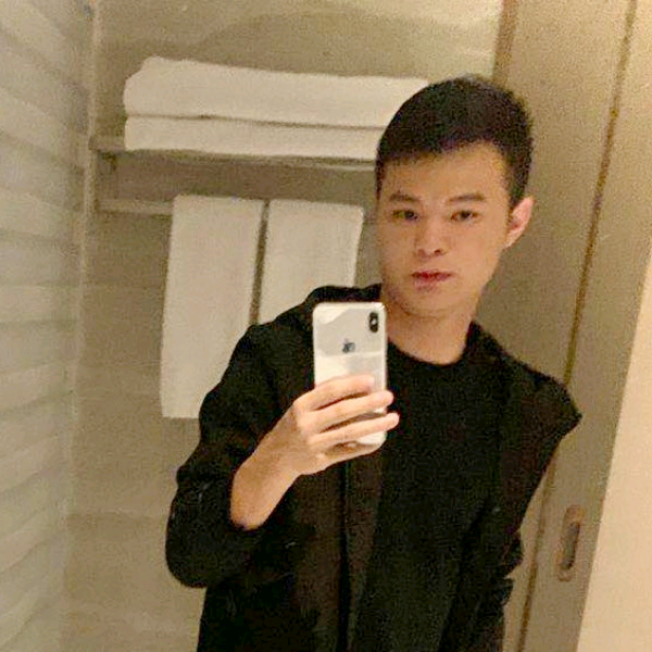 余音浅吻飘逸的照片