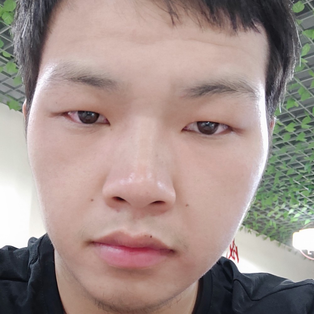 如梦拿生动的照片