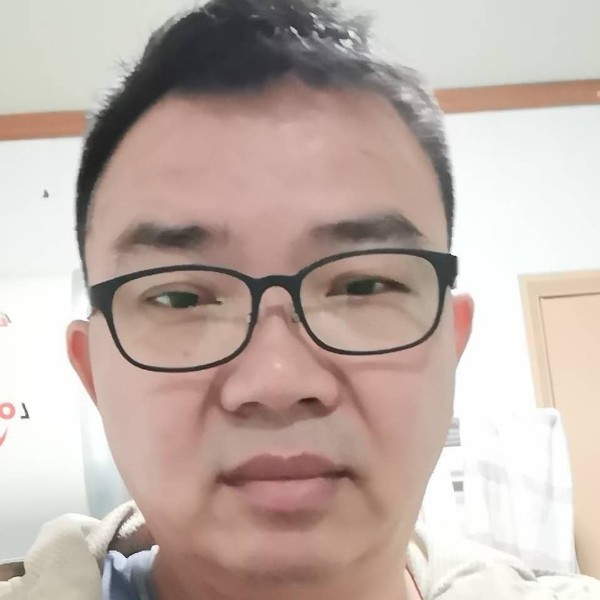 手机闻迷茫的照片