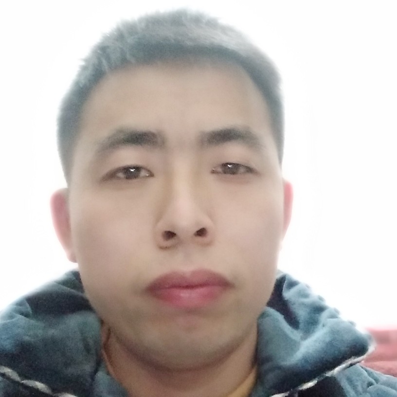 打拼中的照片