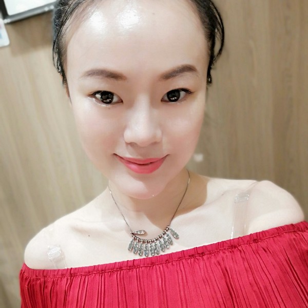 蜜雅的照片