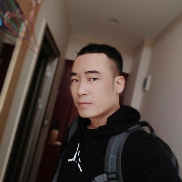 酒信游离的照片