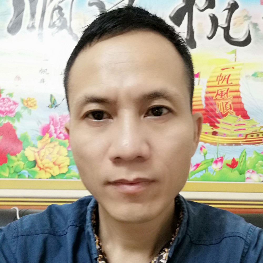 小蝴蝶腼腆的照片