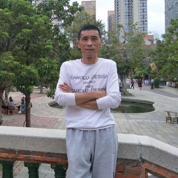 王三胖子的照片