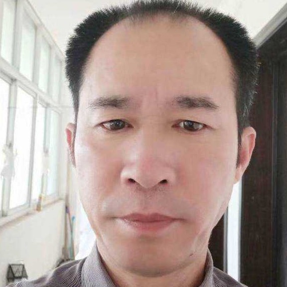 燕来柱的照片