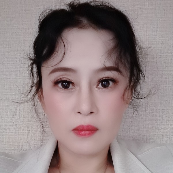 C.Y.亦然的照片