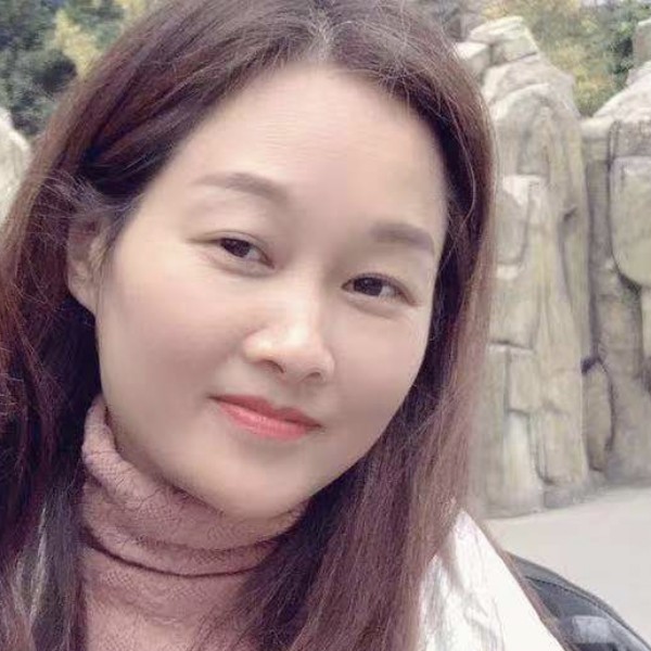 高贵放弃半夏的照片