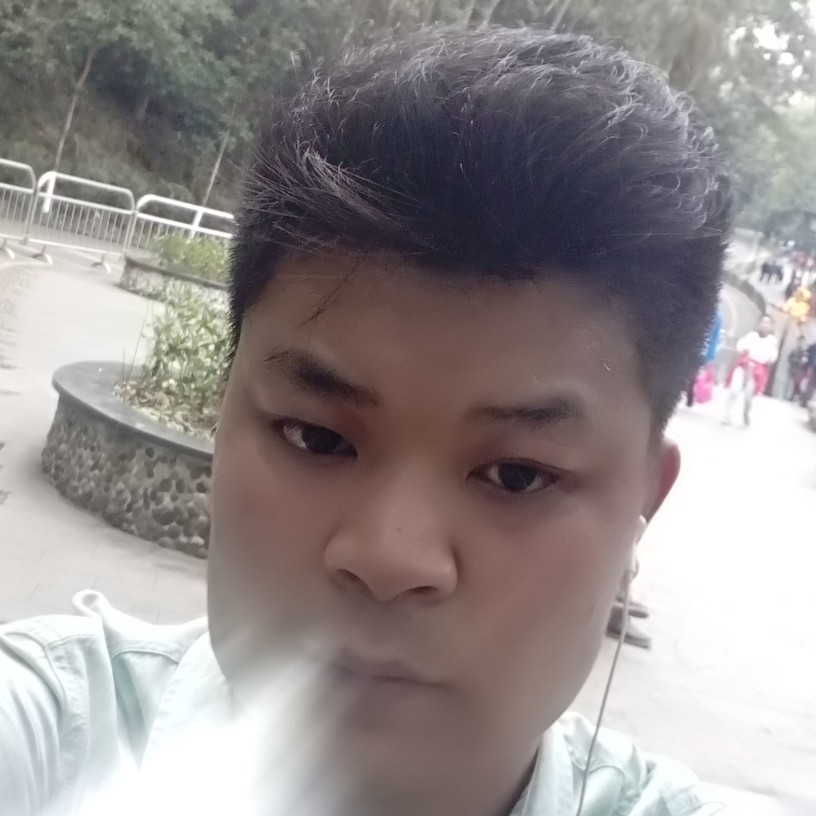黄望勇的照片