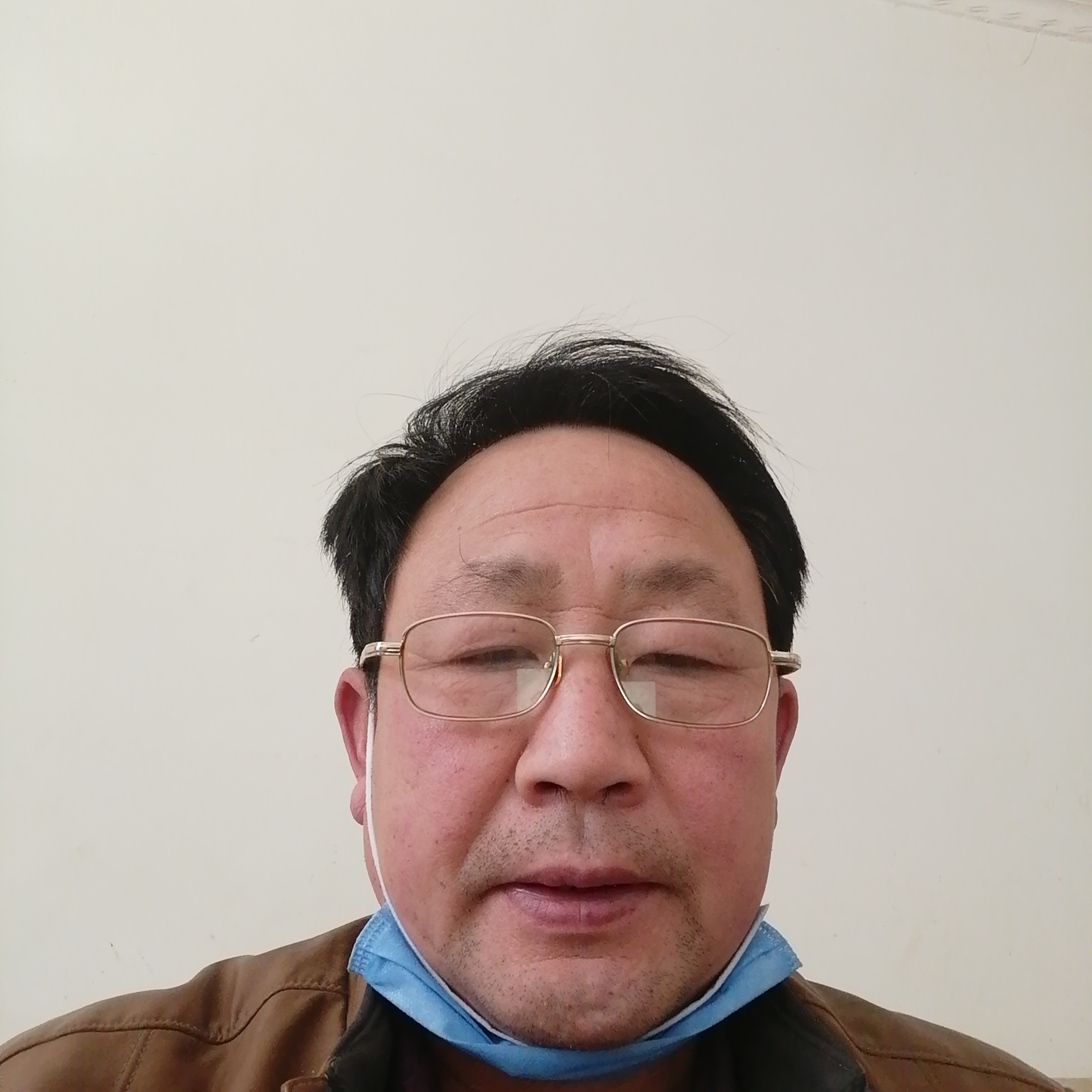 苗条挽手歌曲的照片