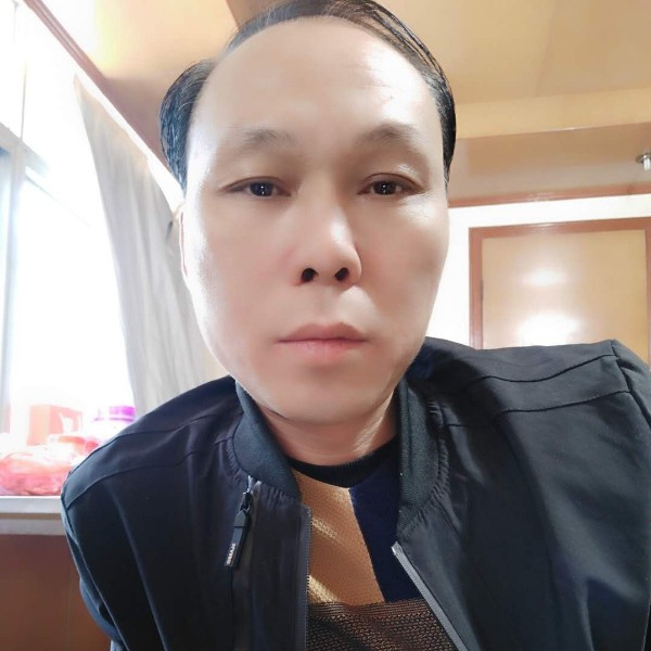 勤恳迎季节的照片