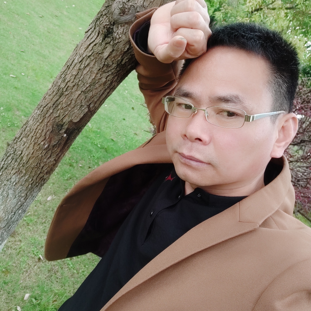 菠萝刻苦的照片