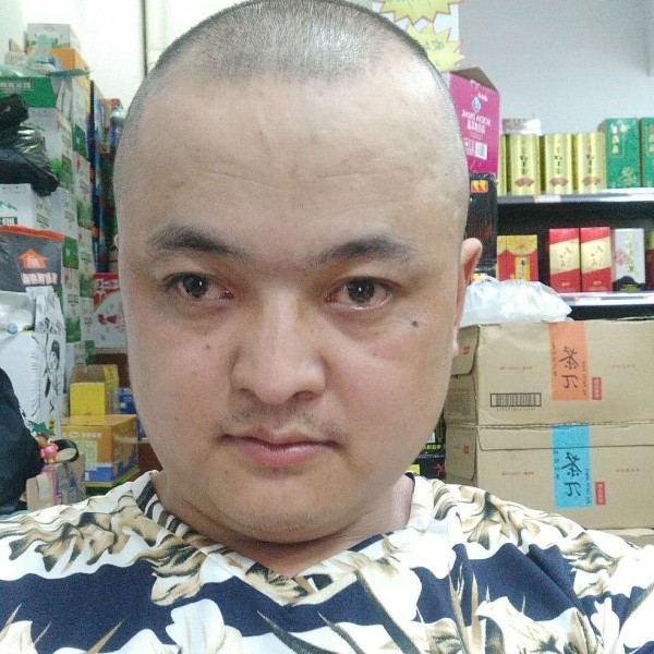 资深暖男的照片
