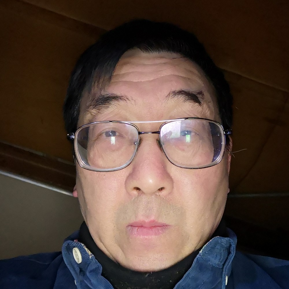安静的煎饼果子的照片