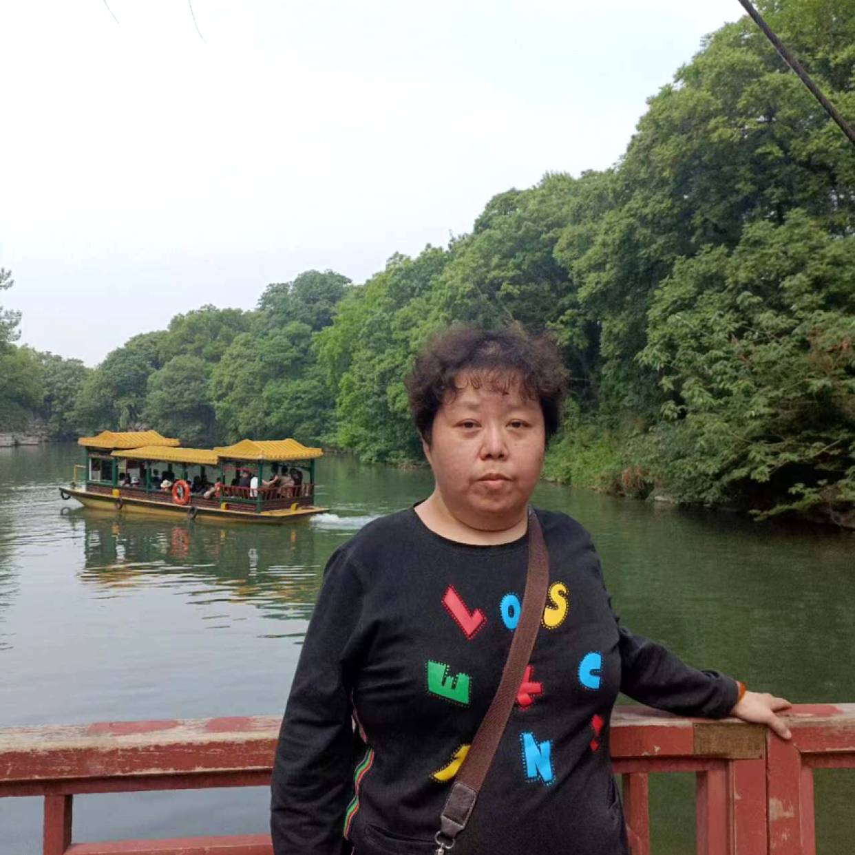 糖果色的赵阳的照片
