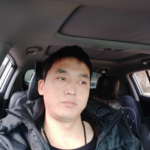 草莓等待激情的照片