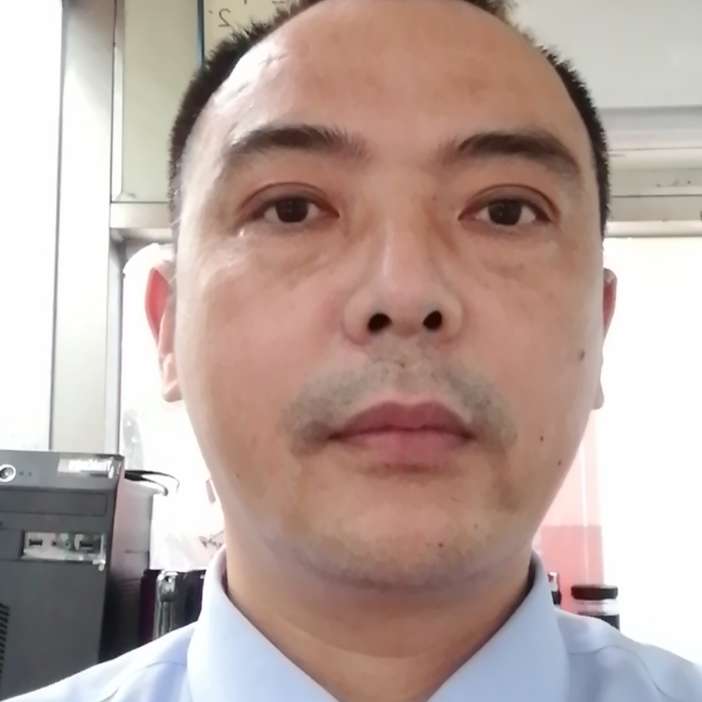 板栗安静的照片