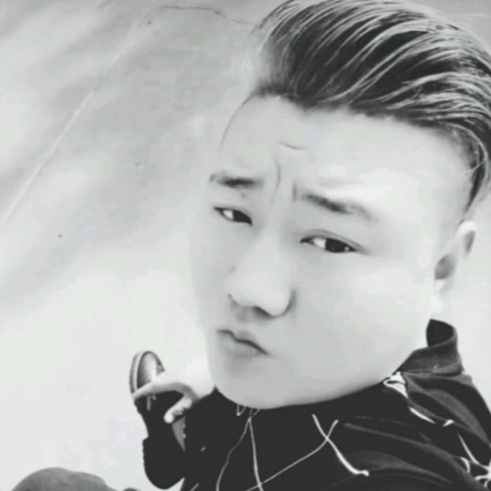 有魅力与店员的照片