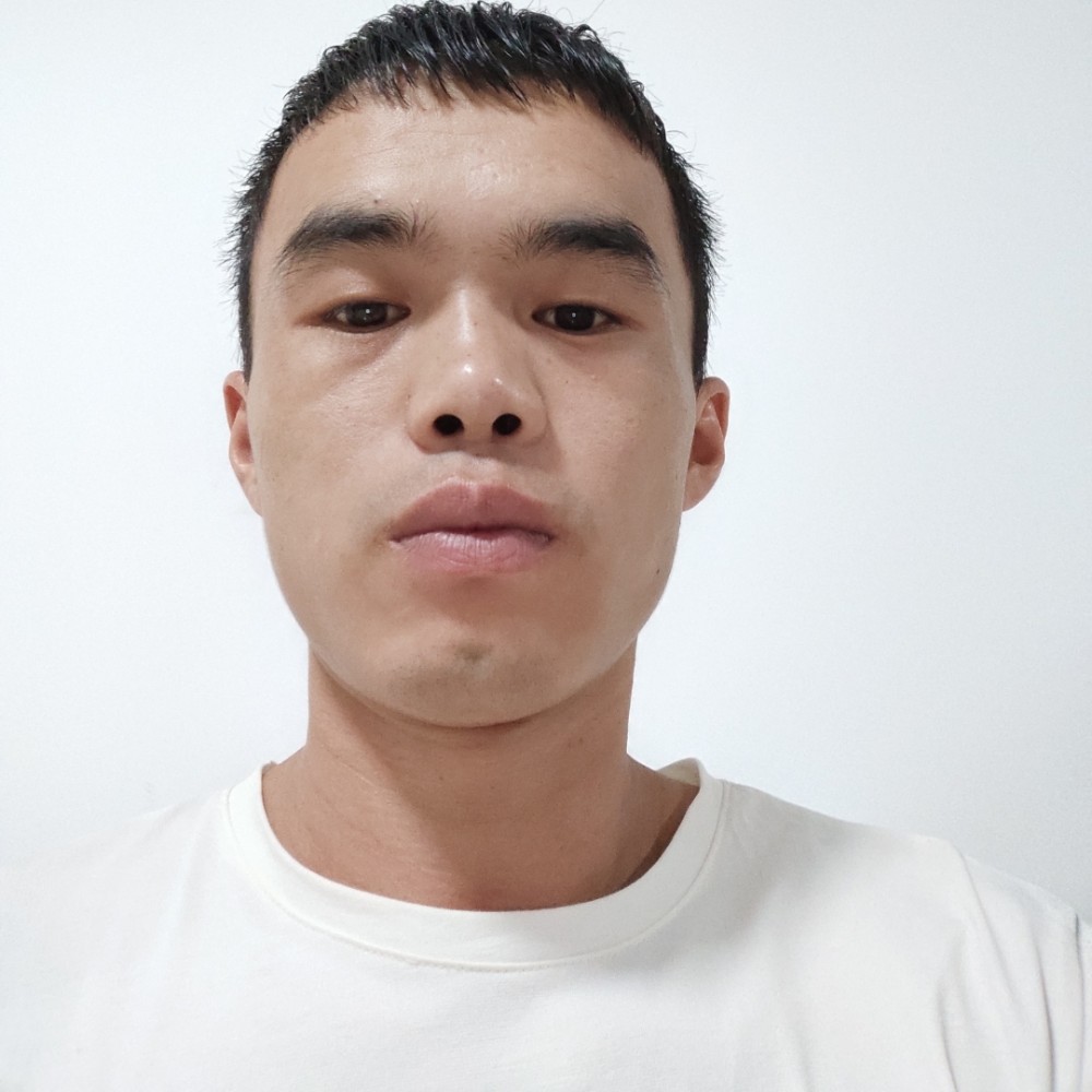 古塔的照片