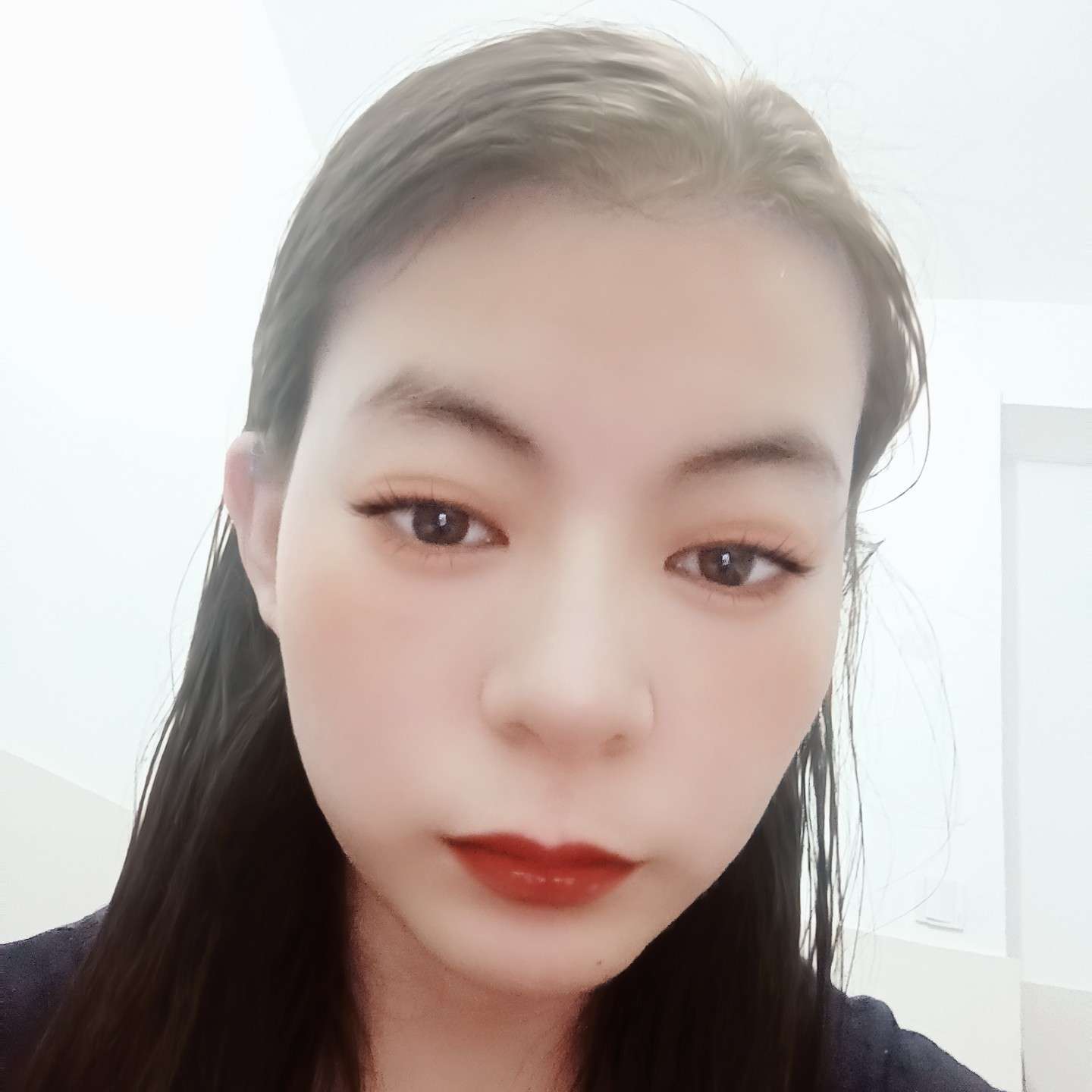 羽裳深拥的照片