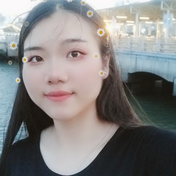 梓曦1的照片