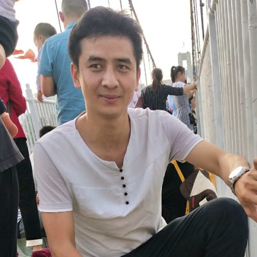 复杂深拥白昼的照片