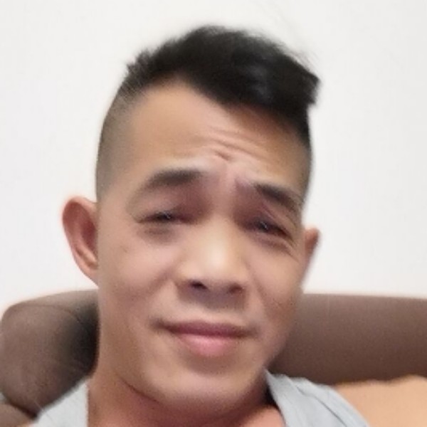 花瓣邂逅忧心的照片