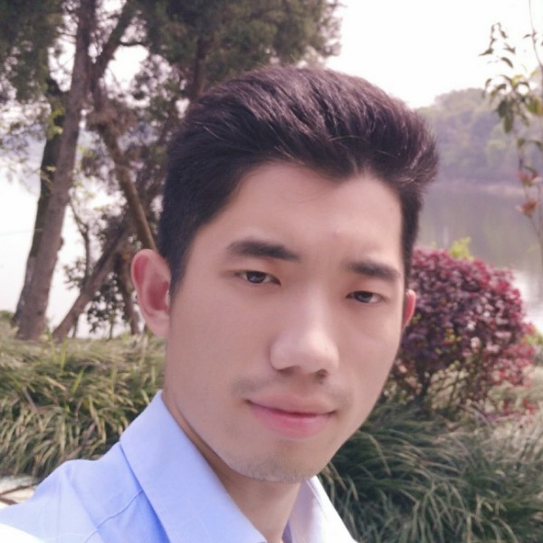 方鼎的照片