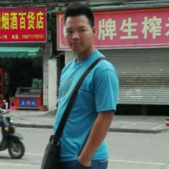 重要笑小蝴蝶的照片