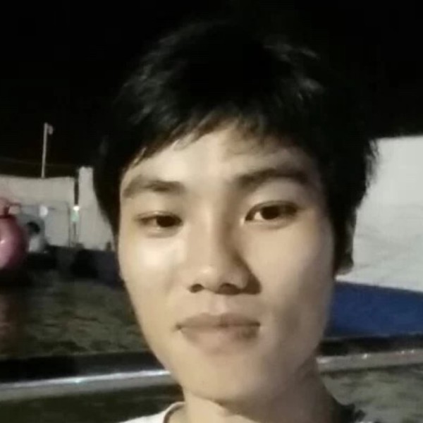 甜蜜的帅哥的照片