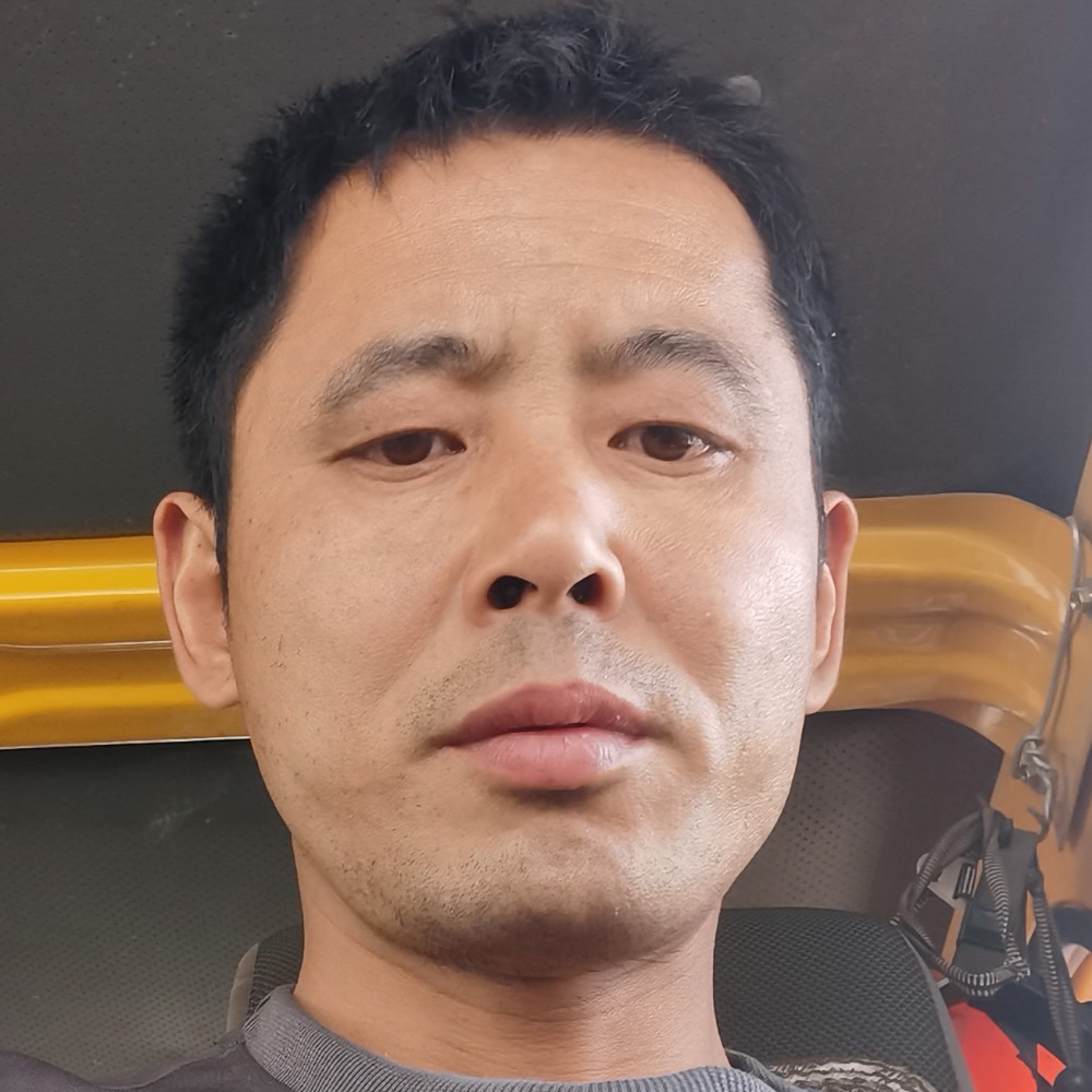 雪碧凝眸亲爱的的照片