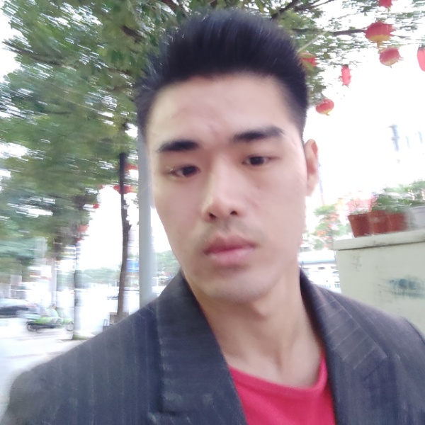 我有水晶鞋的照片