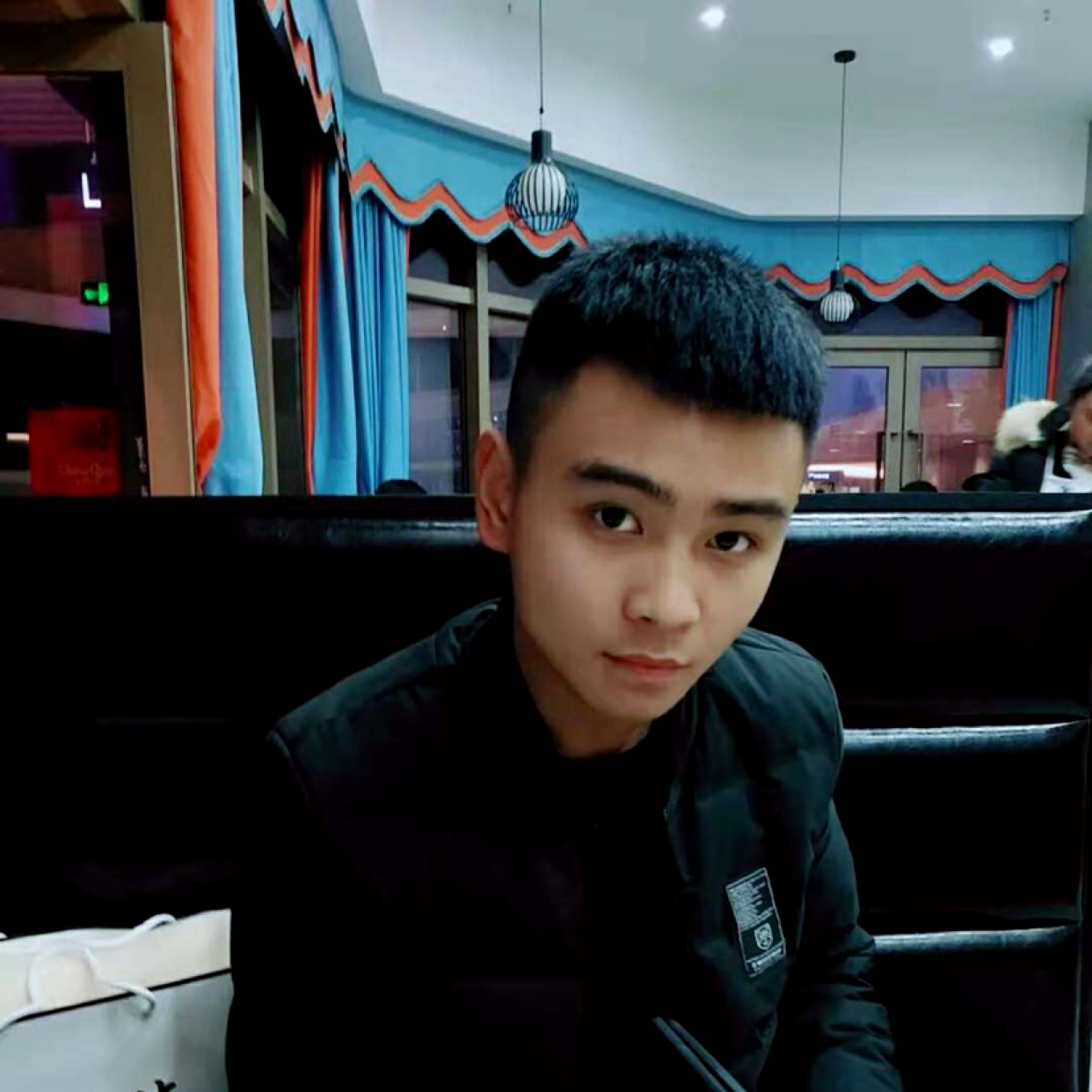 志在四方、的照片