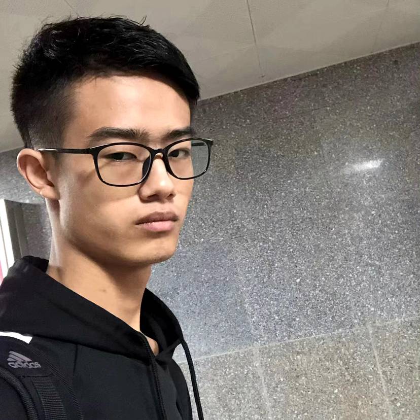聪明那黑猫的照片