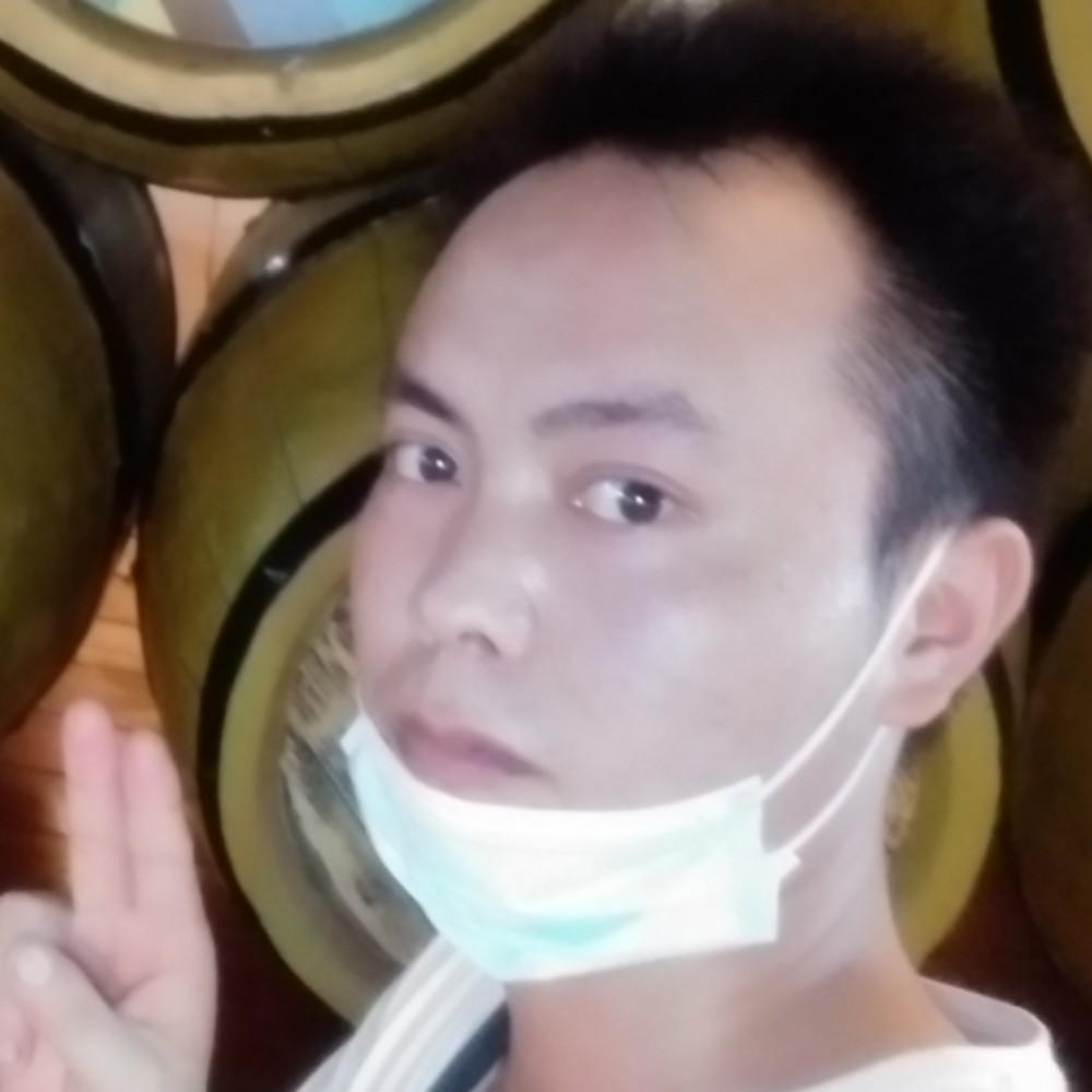 沧澜挽手碧蓝的照片